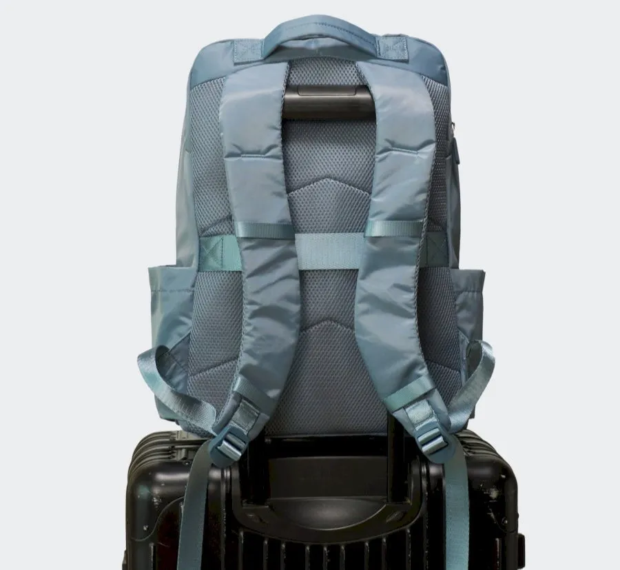 Stable Center of Gravity Customizable Nylon School Backpack for Hiking
