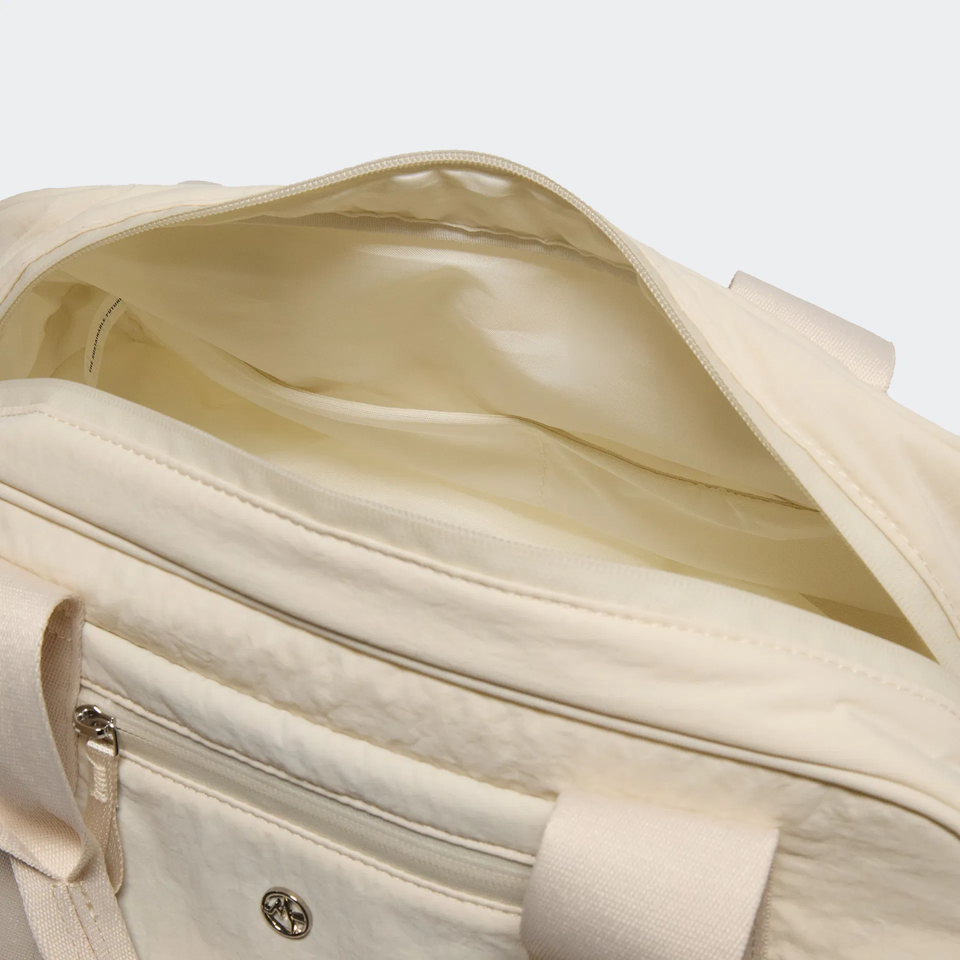 Custom Polyester Travel Duffel Bag with Ventilated Shoe Compartment and Shoulder Strap