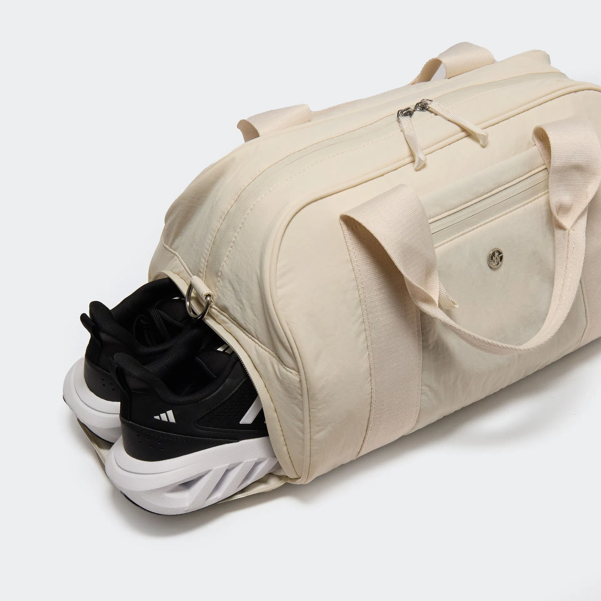 Custom Polyester Travel Duffel Bag with Ventilated Shoe Compartment and Shoulder Strap