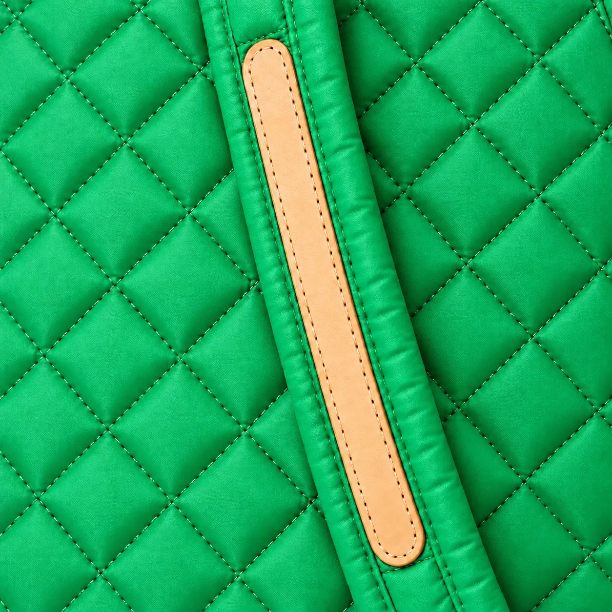 Custom Quilted Polyester Tennis Sling Bag with Adjustable Shoulder Strap