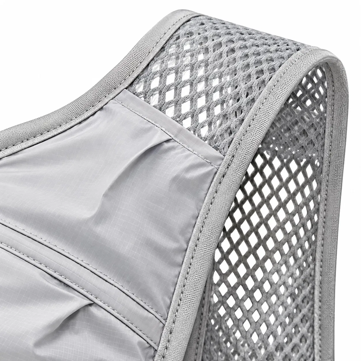 Custom Polyester Running Hydration Backpack with Mesh Straps and Chest Buckles
