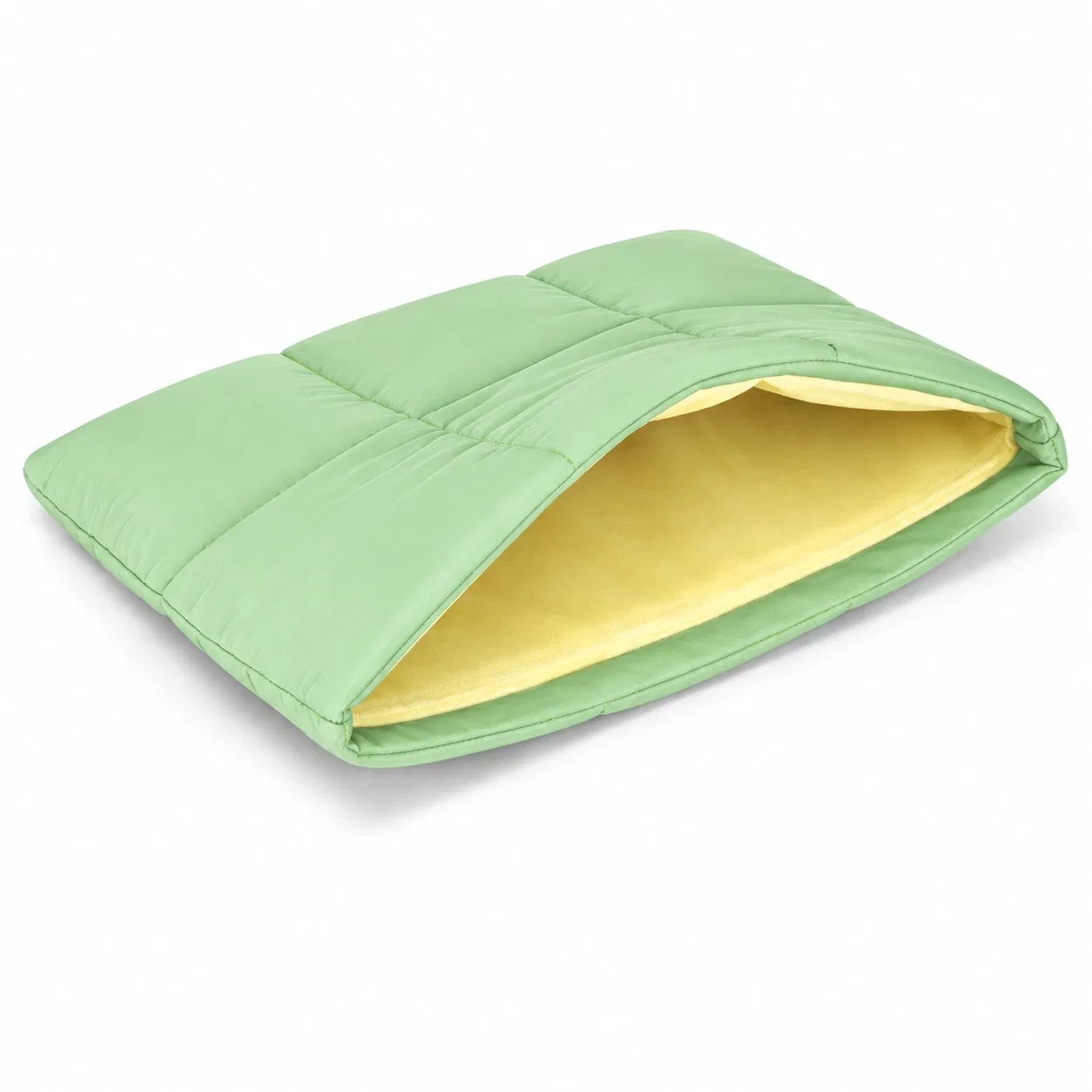 Custom Quilted Polyester Puffer Laptop Sleeve with Padded Compressible Design