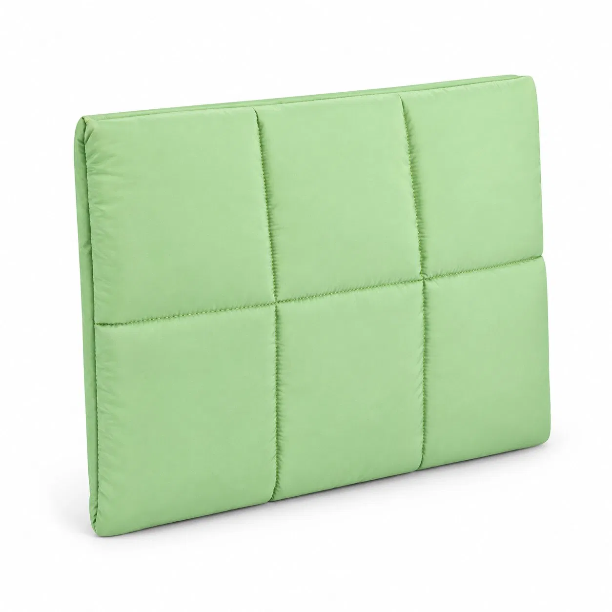 Custom Quilted Polyester Puffer Laptop Sleeve with Padded Compressible Design