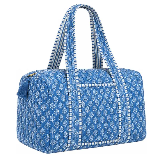 Custom Quilted Gym Travel Duffel Bag with Ventilated Shoe Pocket Luggage Strap and Adjustable Shoulder Strap
