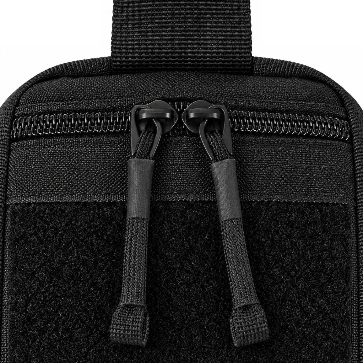 Portable Water Resistant Tactical First Aid Pouch with Molle System for Outdoor Storage