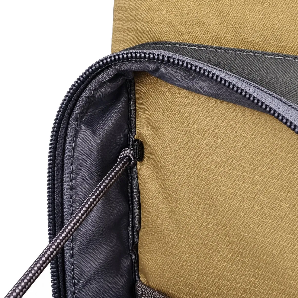 Custom Multi Pocket Fly Fishing Chest Pack Polyester Lightweight Outdoor Tackle Bag