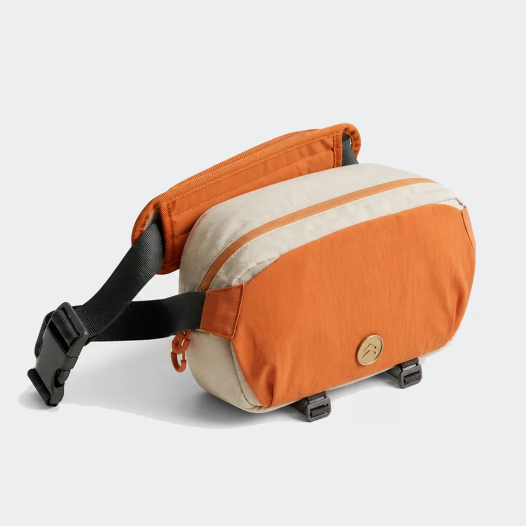 polyester venture 6l camera sling bag product reference view 2