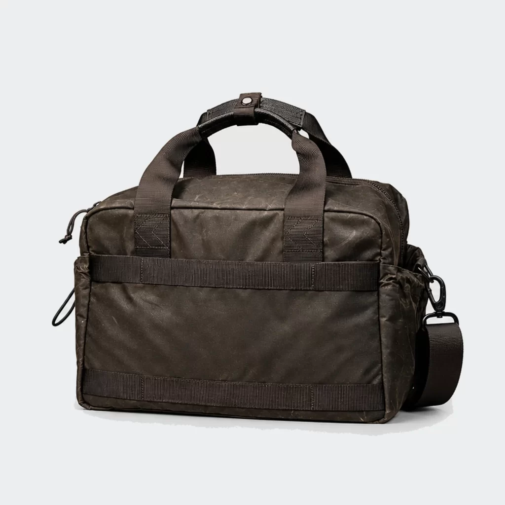 genuine leather flow 30l gym duffel bag product reference view 1