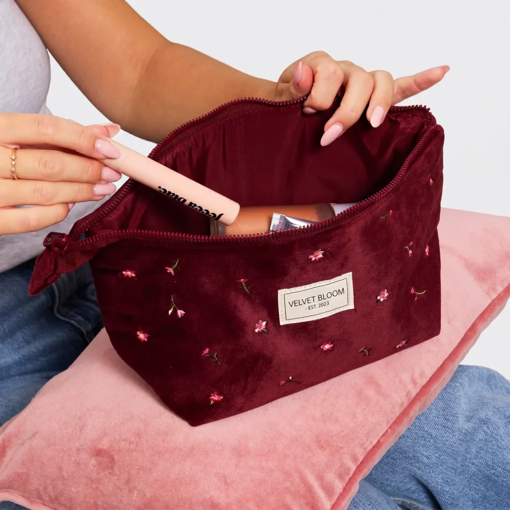utility cosmetic pouch product reference view 2