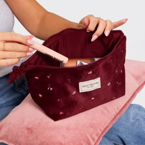 custom cosmetic bag product image for OEM ODM bag projects