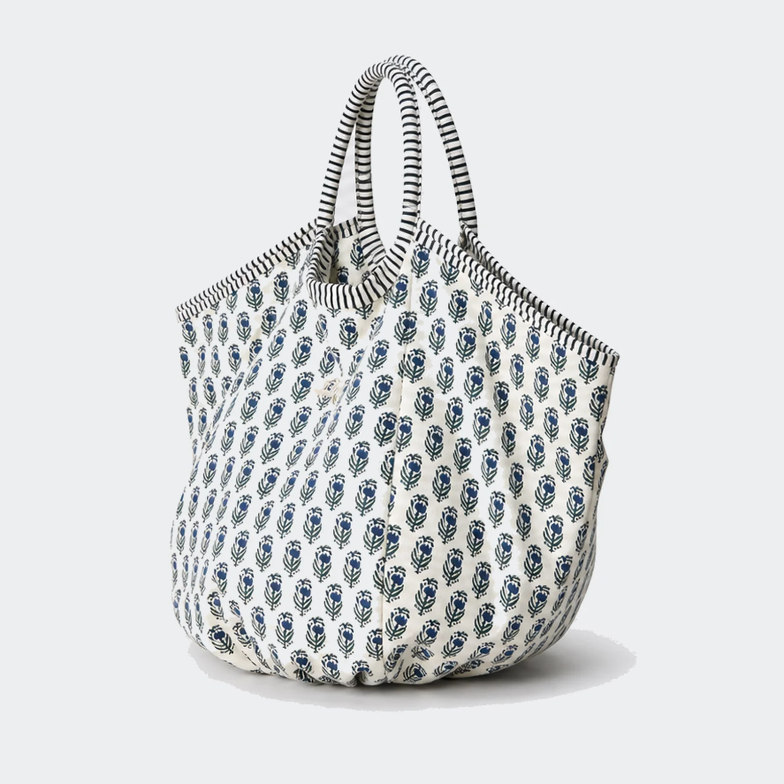 Custom tote bag for wholesale sourcing