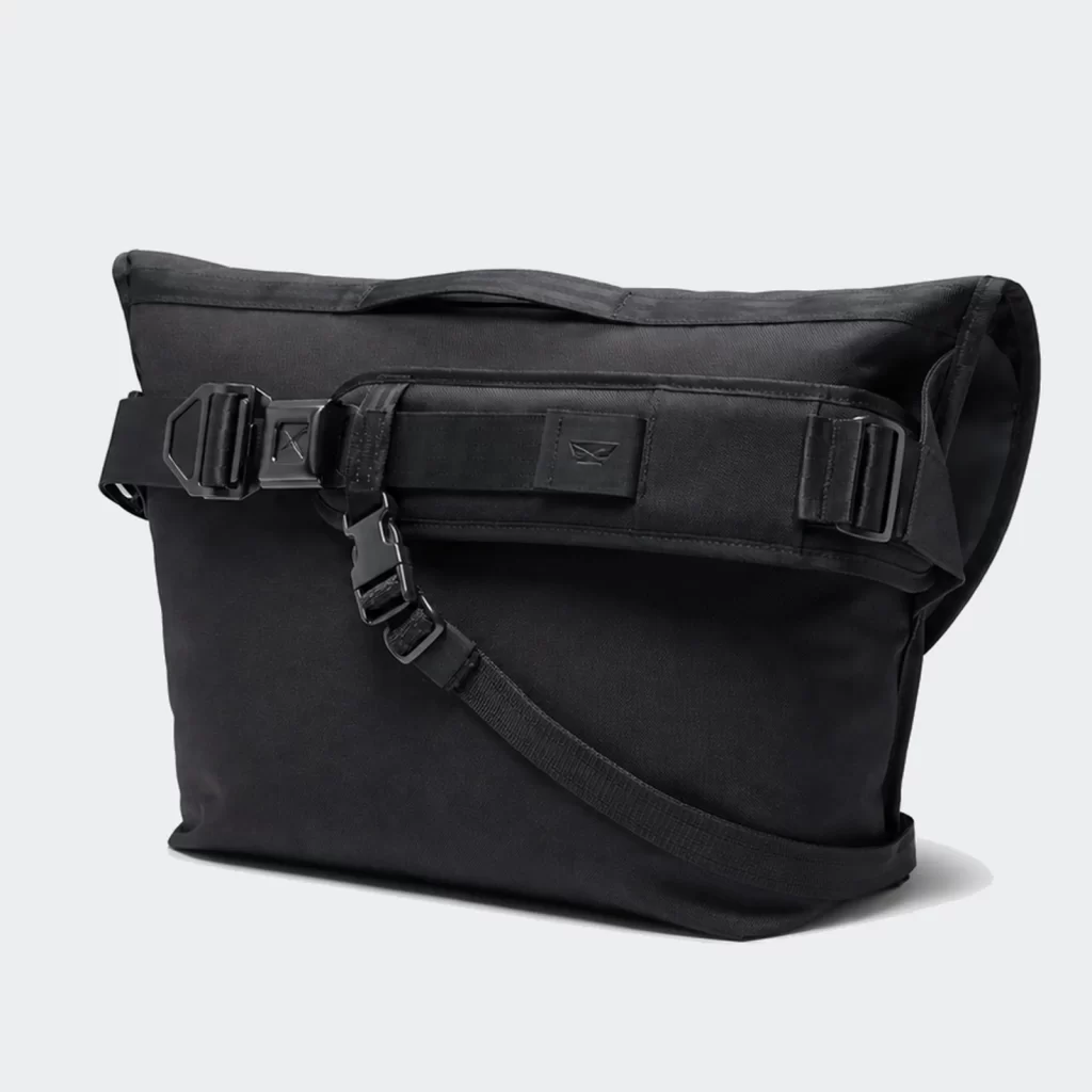 ballistic nylon orbit 24l commuter messenger bag product reference view 2