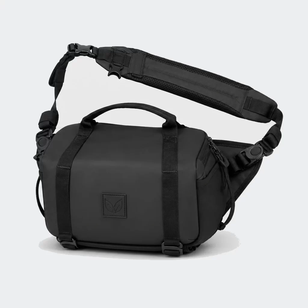 technical mesh voyager 6l compact sling bag product reference view 1