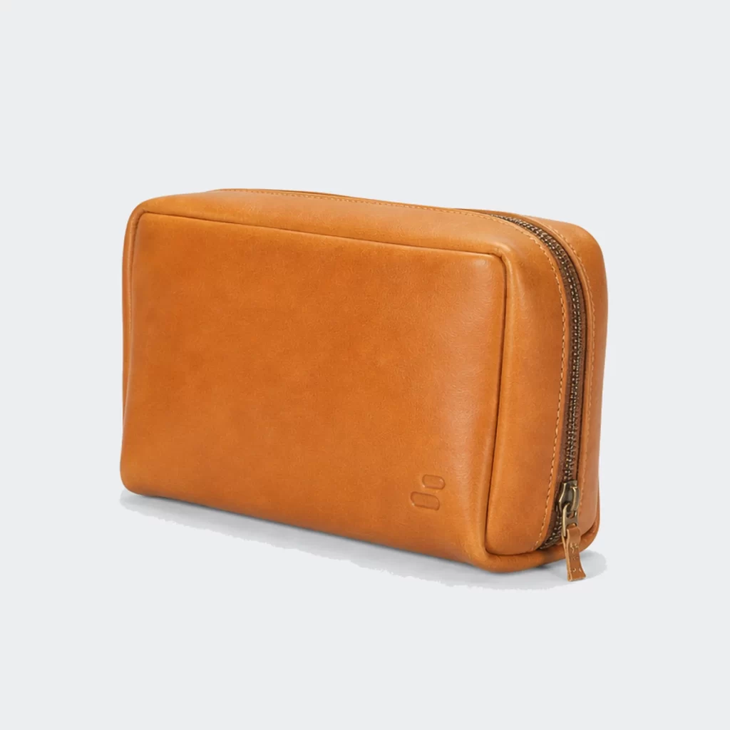 full-grain leather compass everyday utility carry bag product reference view 2